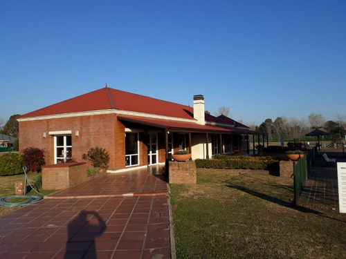 Imagen 4 de 8 de Lote Lujan Barrio Cerrado
