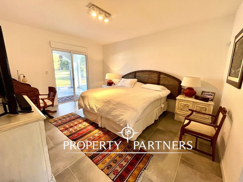 Imagen 10 de 23 de Espectacular Casa Recientemente Remodelada En San Rafael