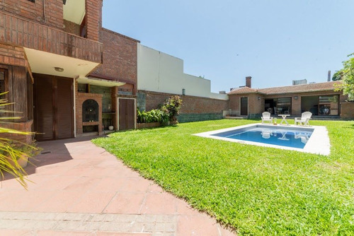 Casa En Venta En Guadalupe