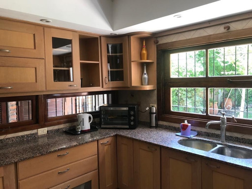 Imagen 8 de 13 de Venta De Casa Quinta Excelente Estado