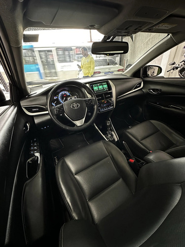 Toyota Yaris 1.5 16V FLEX SEDAN XLS MULTIDRIVE