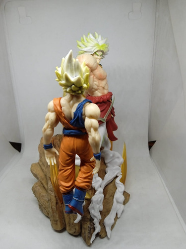 Dragon Ball Figura Broli Vs Goku 20 Cm Legendario (Usado)