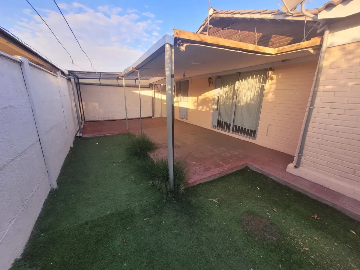 Imagen 2 de 20 de Amplia Casa En Puente Alto: 3d / 2b + Patio+ Estacionamiento