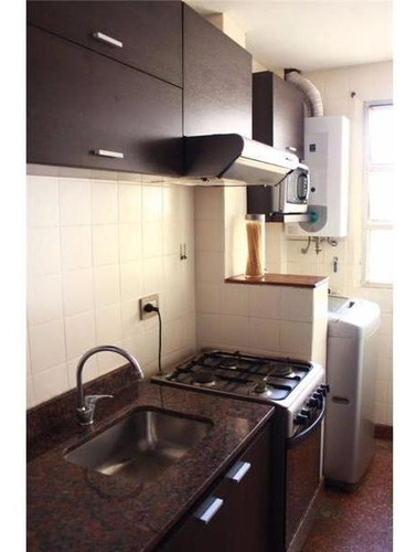 Imagen 3 de 11 de Departamento 3 Ambientes. Excelente Ubicación. Apto Crédito.
