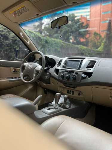 Toyota Fortuner 2.7l 4x4