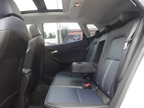 Chevrolet Tracker Premier 1.2 Turbo At { Igual A 0km }