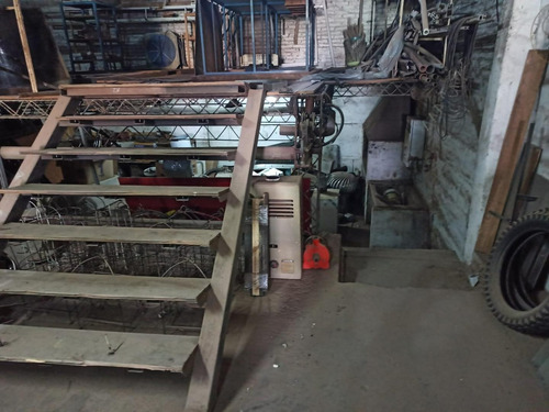 Imagen 14 de 17 de Vendo !!! Galpon Mas Local - B° San Rafael-