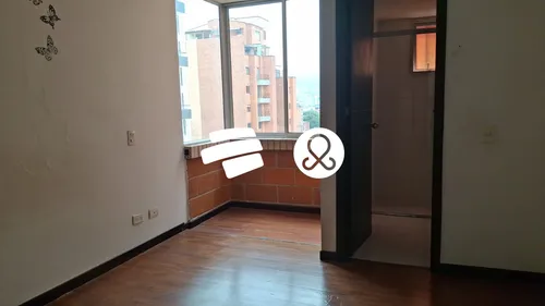 Vendo Apartamento En El Corazón De Laureles.