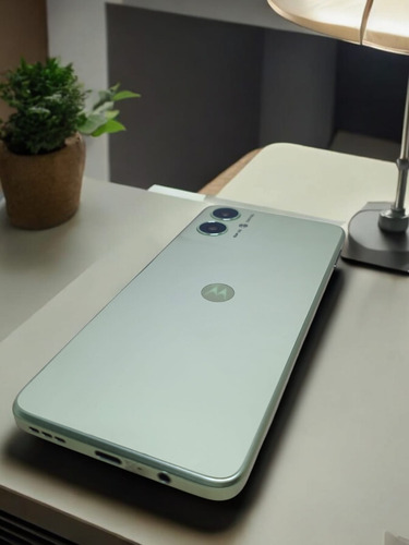 Celular Motorola Moto G55 5g Verde 8gb Ram 256gb Rom Libre Verde Claro (Reacondicionado)