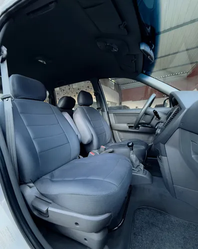 Kia Carens 2.0 Lx 7 Cool