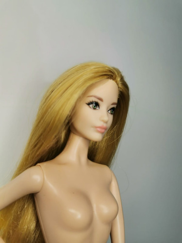 Muñeca Barbie Sweet Tea Con Reroot Cambio De Cabello