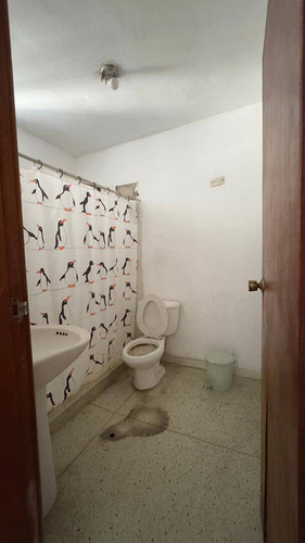 Annic Coronado Vende Comoda Casa En Calle Cerrada Urb. Trigal Centro Ref. 284796