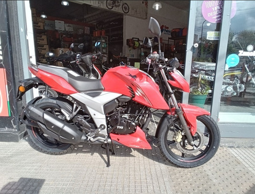 Imagen 13 de 15 de Tvs Rtr 160cc Lanzamiento New Model Motovega