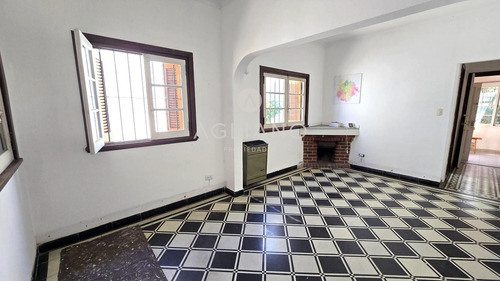 Casa En Alquiler Uso Comercial O Profesional. Zona Guemes