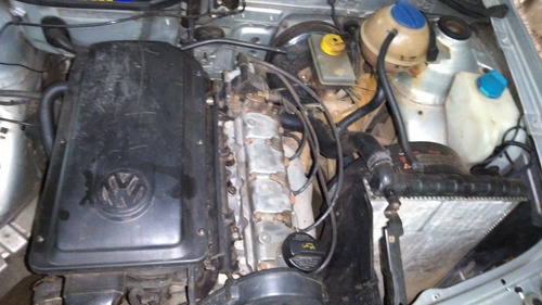Imagem 9 de 10 de Volkswagen Gol 2006 1.0 City Total Flex 4p