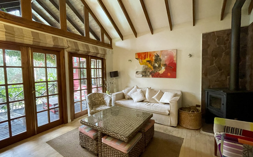 Preciosa Casa Rústica En Condominio, Maitencillo Sur.