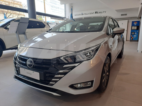 Nissan Versa 1.6 Advance At