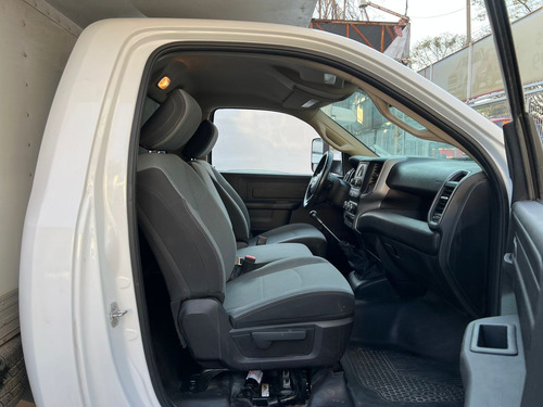 RAM 4000 5.7 Chasis Cabina Pl 4x2 Mt