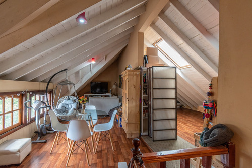Casa · Venta · 5 Ambientes · Barrio Naon · Mataderos · Piscina · Cochera · Jardín · Playroom