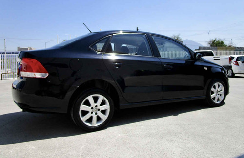 Imagen 5 de 15 de Volkswagen Vento 2014 4p Highline L4/1.6 Man