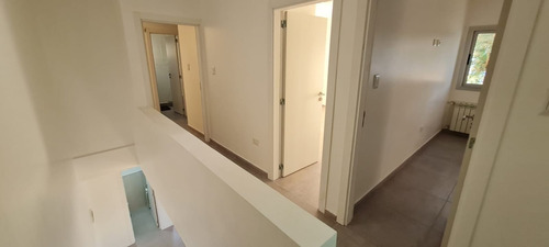 Imagen 9 de 19 de Bº Villa Belgrano - Casa 3 Dormitorios - Housing 3 Unidades - Se Recibe Menor