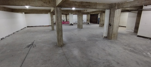 Imagen 4 de 7 de Best House Vende O Aquila Local Para Deposito En El Márquez