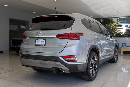 Hyundai Santa Fe Limited Tech 2.0 L