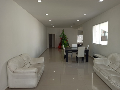 Imagen 1 de 30 de Se Vende Casa Moderno Trigal Norte Angela Betancourt 04125067379 04244900499 Lemc-463
