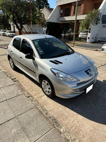 Peugeot 207 1.4 Active 75cv