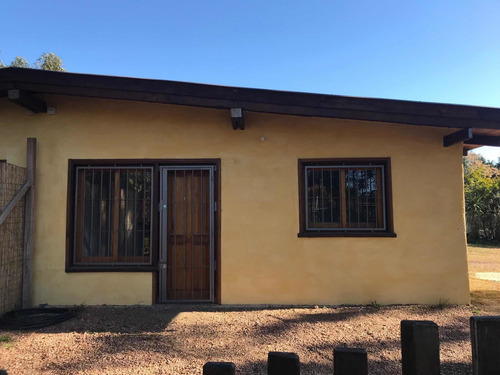 Imagen 1 de 13 de Casa De Dos Dormitorios Al Norte