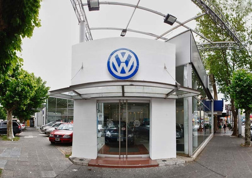 Imagen 13 de 14 de Volkswagen Gol Trend 1.6 Trendline 101cv 17