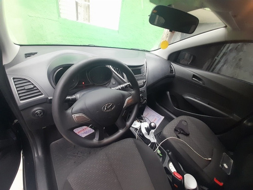 Hyundai Hb20 2017 1.0 Comfort Plus Flex 5p
