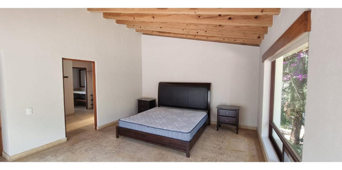 Gran Ubicacion De Esta Casa En Venta Y Renta