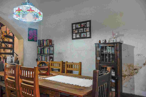 Casa En Venta Adrogue-ideal Inversor-lote 870 M2