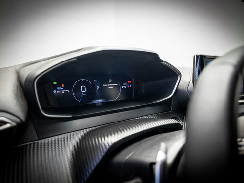 Peugeot 2008 MCA Allure Puretech 130 EAT8