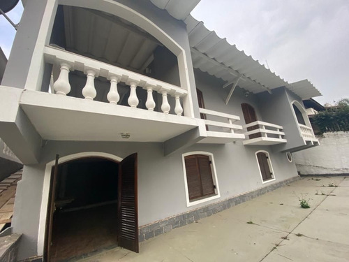 Imagem 2 de 12 de Casa Em Condominio Na Cidade De Aruja J.02