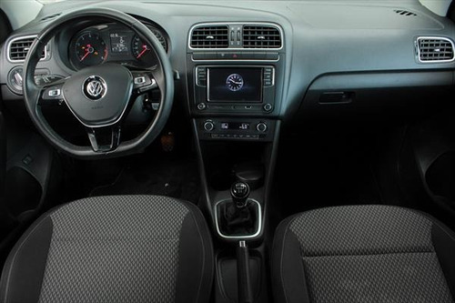 Imagen 11 de 13 de Volkswagen Vento Comfortline Plus L4 1.6l Abs Ba Ac Tm 2020