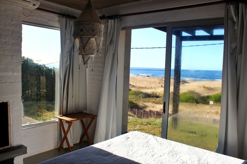 Casa Frente Al Mar En Punta Del Diablo