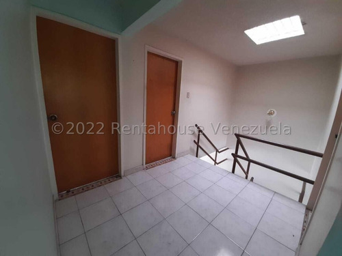 Imagen 21 de 30 de Casa Quinta En Venta En La Urbanización La Rosaleda Zona Este De Barquisimeto Lara, 04245937542 Numero De Contacto Directo, Cerca A La Entrada De Barquisimeto