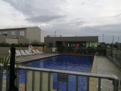 Venta De Casa Condominio Ciudad Country, Jamundí  7762.