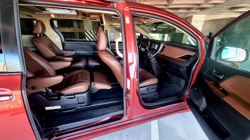 Toyota Sienna 3.5 Limited At
