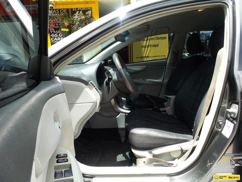 Imagen 14 de 25 de Toyota Corolla Xli 1.6