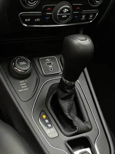 Jeep Cherokee Longitude 4x4