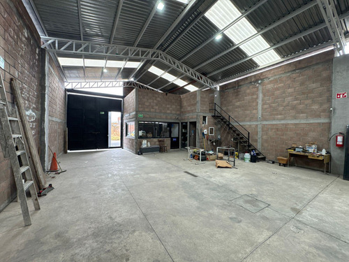 Bodega En Venta En A Unas Cuadras De La Central Camionera