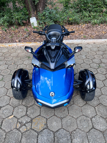 Spyder F3 Can-am