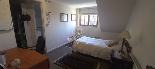 Casa En Venta De 5 Dorm. En Talagante