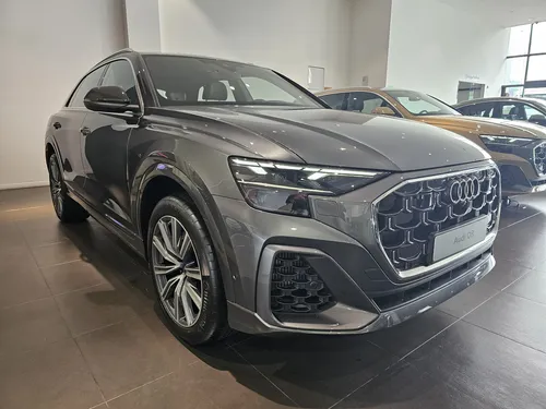 Audi Q8 S Line