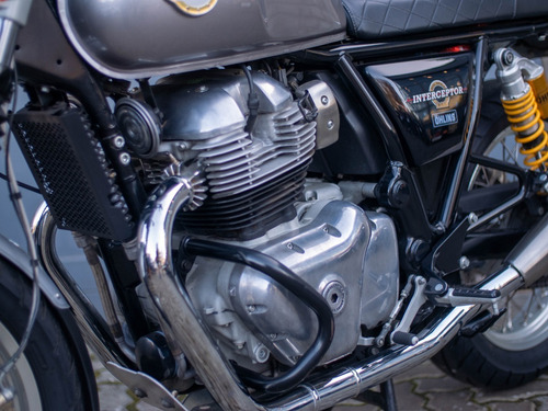 Imagen 15 de 20 de Royal Enfield Interceptor 865 Silver Customizada