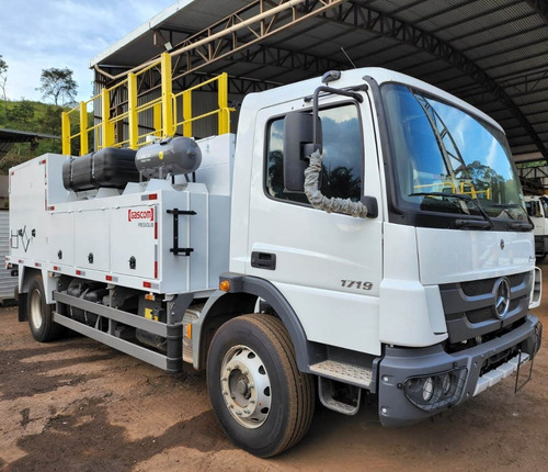 Mercedes-benz Atego 1719 Ano 2022/2023 Comboio Gascom