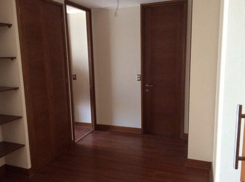 Departamento En Venta De 2 Dorm. En Lo Barnechea